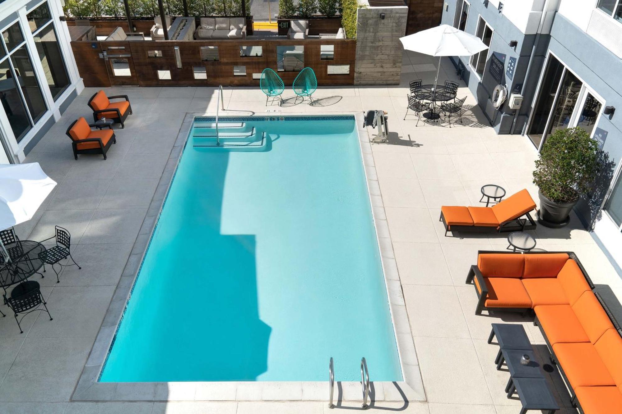 Aloft Mountain View Hotel Kültér fotó